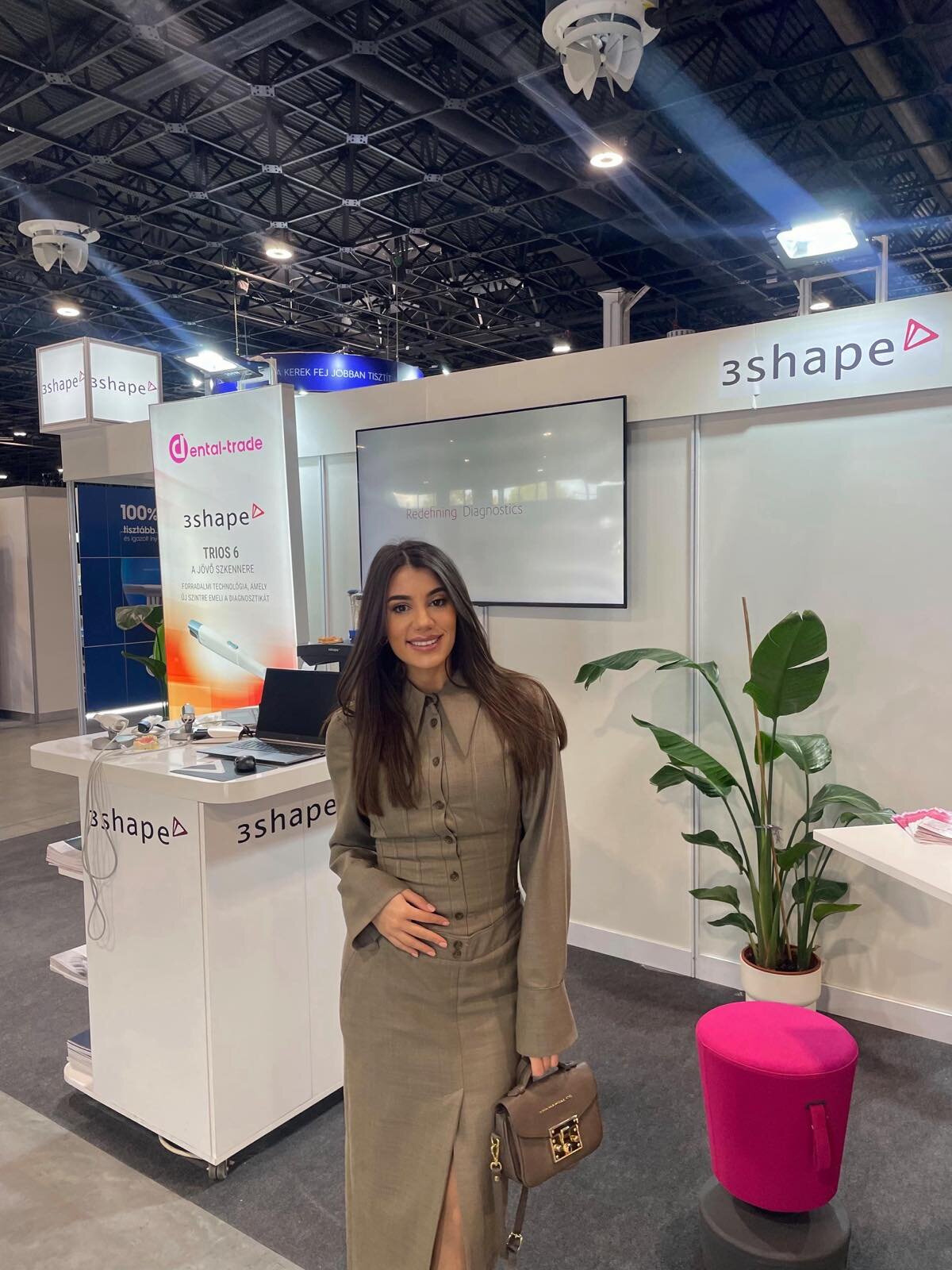 1200 1600 0 02 05 57e7be2158068031737f858bdca3833a2692efa9a7f3b2568c8db5c9c1317746 1c6dc8b2df85f7